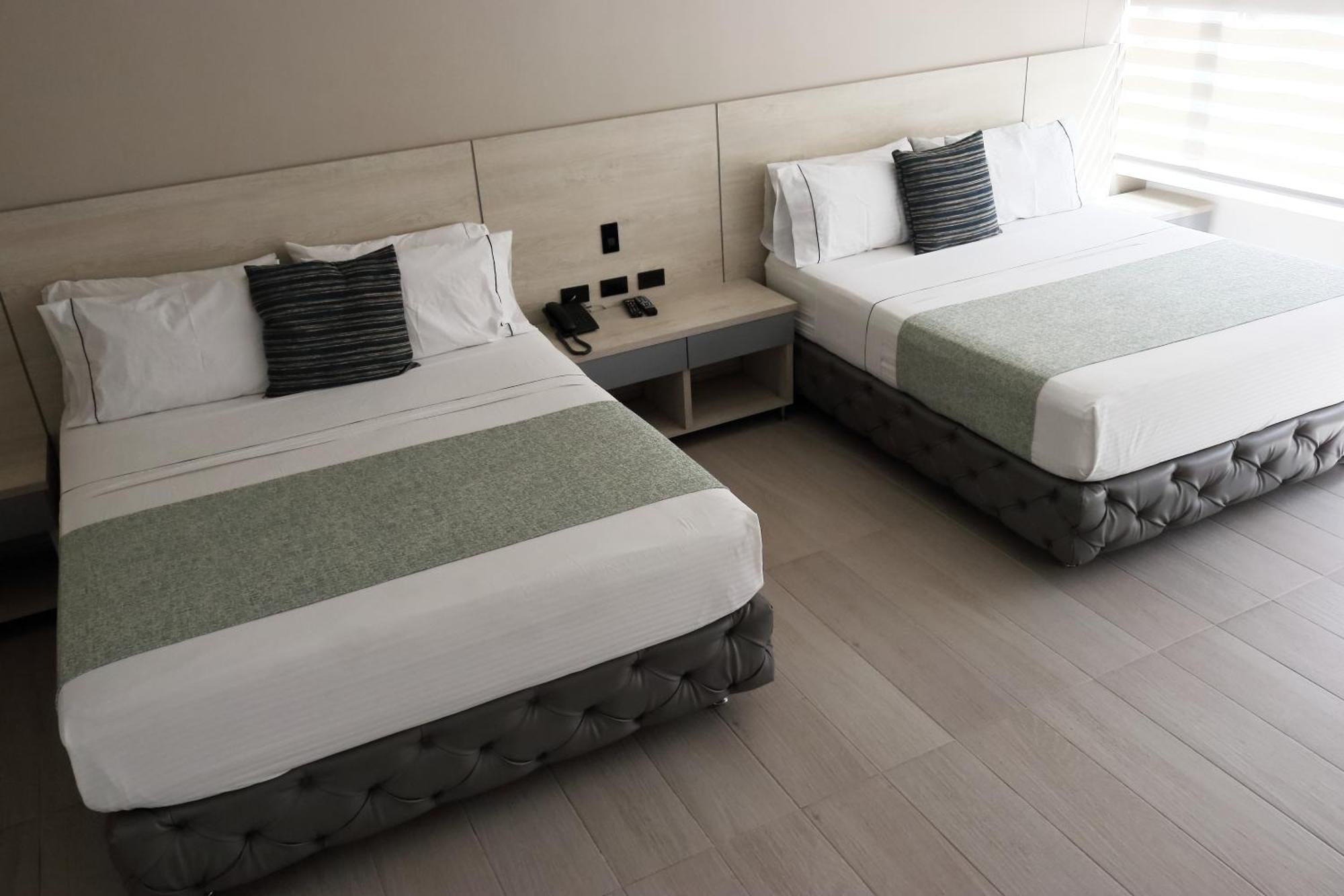 Hotel Loup Медельин Экстерьер фото