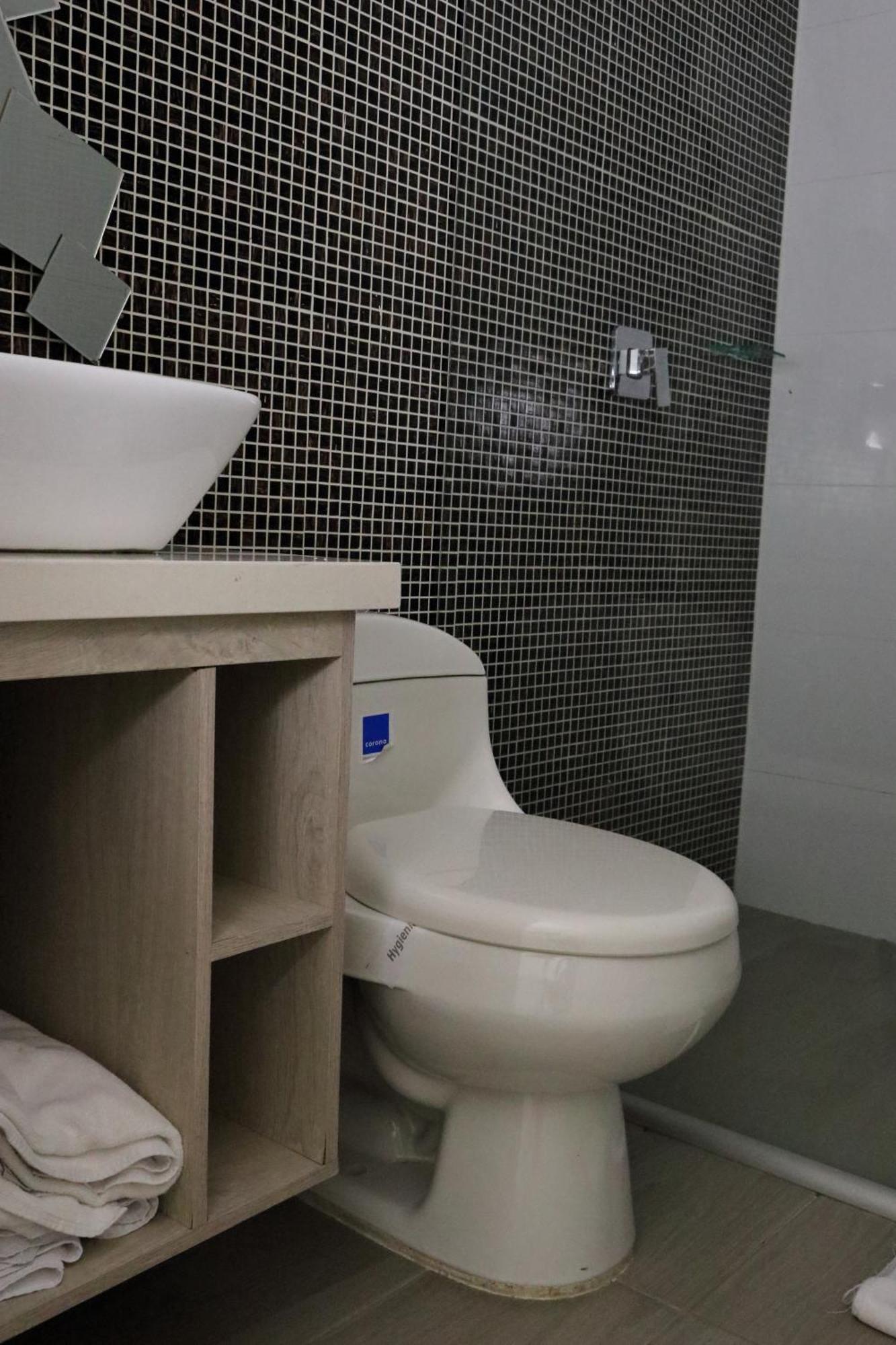 Hotel Loup Медельин Экстерьер фото