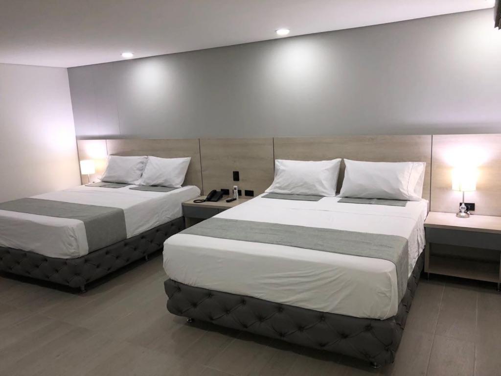 Hotel Loup Медельин Экстерьер фото