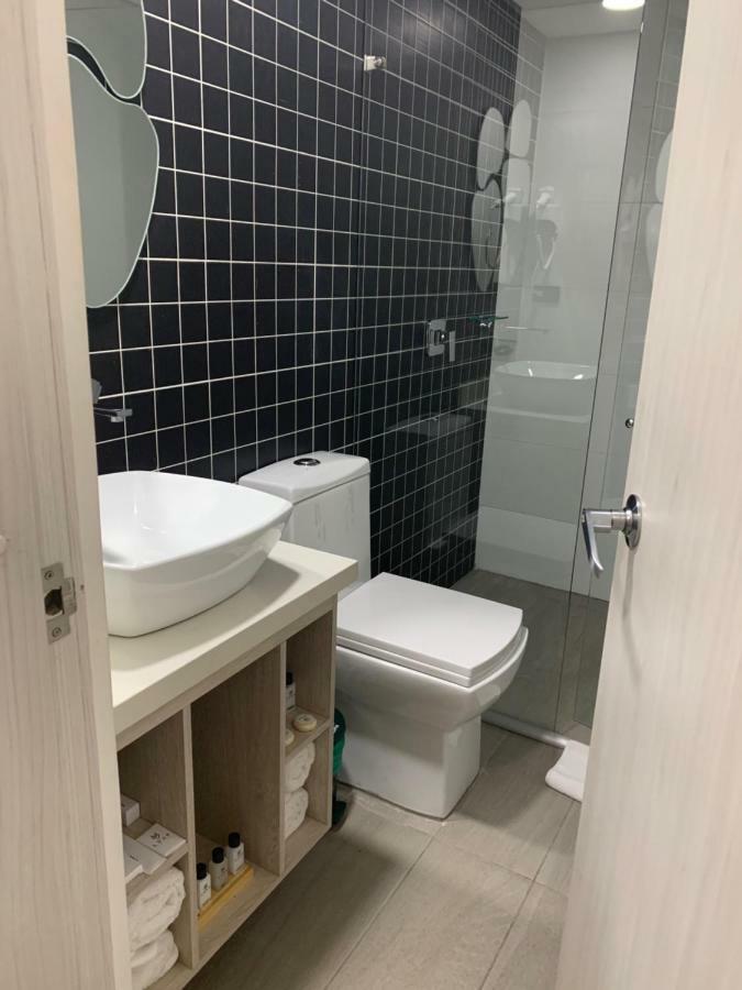 Hotel Loup Медельин Экстерьер фото